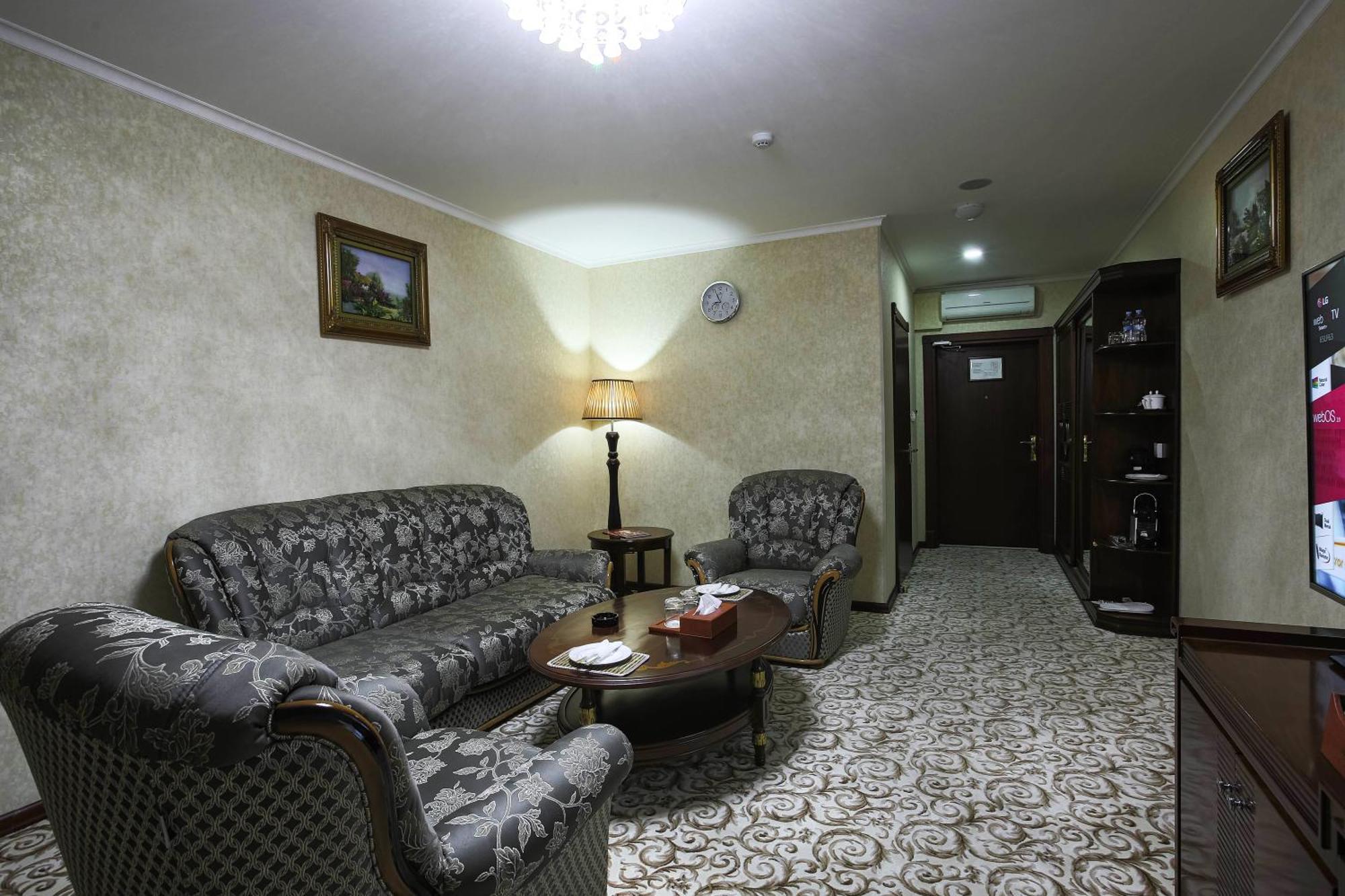 Hotel Zargaron Plaza Bukhara Exterior foto