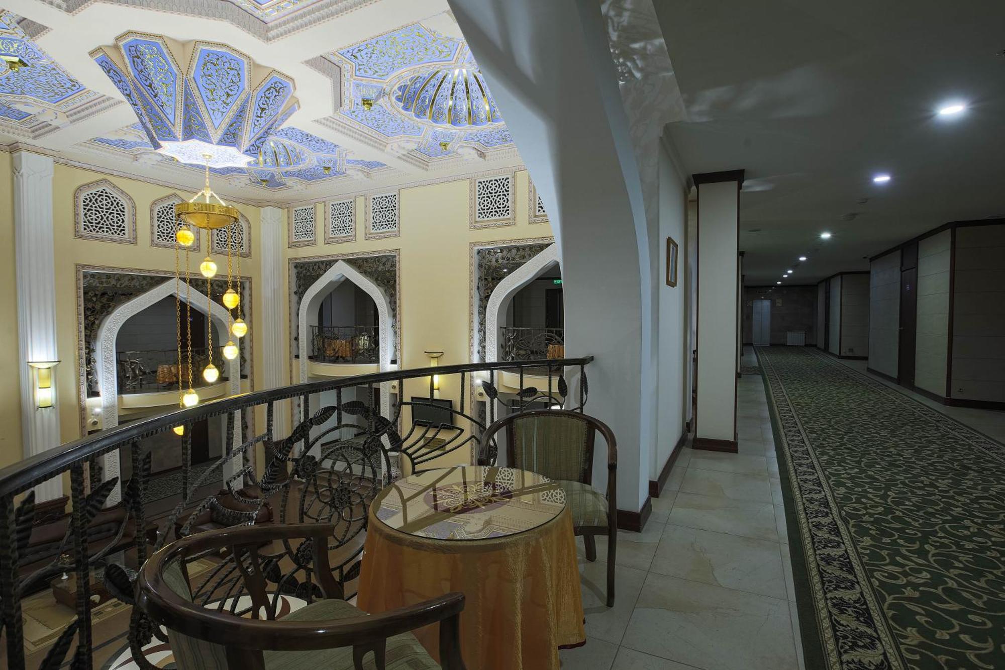Hotel Zargaron Plaza Bukhara Exterior foto